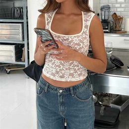 Women's Tanks Camis Xingqing 2000s Tank Tops Women Party Clothes S Through Floral Lace Slveless Cropped T Shirt Elegant Ladies Vest Clubwear Y240420