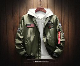 Mens Bomber Jacket Men Fashion American Flag Patch Designs Pilot Jacket Ribbons Zipper Pocket Baseball Uniform Male Coat1894248