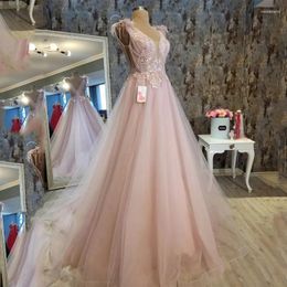 Party Dresses Luxury Dubai Pink Evening Sexy V-Neck Sleeves 2024 Elegant Beaded Tull Arabic Long Formal Dress For Women Wedding