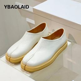 Casual Shoes Spring Split Toe Flat Loafers Women Genuine Leather Round Slip On Thick Bottom British Style Walking Shoe Females