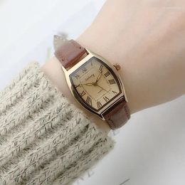 Wristwatches High Quality Ladies Watch For Women Alloy Case Leather Strap Large Numerical Dial Elegant Gift