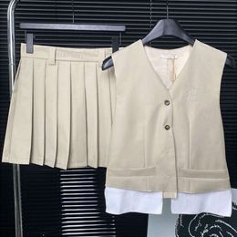 Весенние летние женские набор дизайнерские юбки набор модных букв вышитые жилет