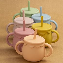 Kawaii Childrens Silicone Learning Drinking Cup Baby Snack TwoinOne Honey Jar Food Storage born Accessories 240412