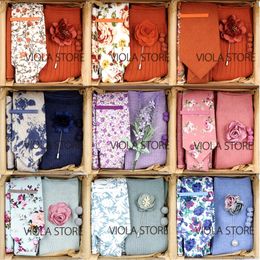 Viola Design 6PCS Gift Box Floral Solid Cotton Sock Tie Sets Clip Pin Cufflinks Hanky Men Wedding Party Daily Cravat Accessory 240412