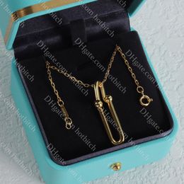 Classic Lock Necklace Designer Womens Pendant Necklace Luxury High Quality Gold Necklace Womens Jewelry Gift Lovers Chains With Box