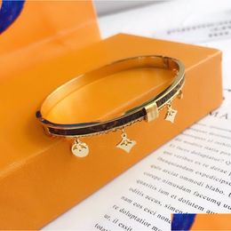 Bangle New Style Bracelets Women Designer Letter Jewelry Faux Leather 18K Gold Plated Stainless Steel Wristband Cuff Fashion Accessori Otd4C