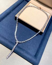 Top-Qualität Schlangenknochen Halskleiere für Frauen Männer Top Designer Diamond Halskette Kette Schlangeform volles High-End-Tanzparty Luxusschmuck Accessoires Festival Geschenk