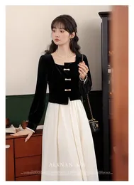 Casual Dresses Hepburn Style Black And White Colour Contrast Long Sleeved Dress French Square Neck Elegant Temperament