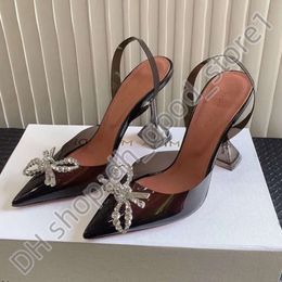 Amina Muaddi Heel Clear Sandals Top Luxury Designer Dress Shoes Bowknot Crystal Diamond Decoration Transparent PVC Wine Cup Amina Muadi Red Heels 745