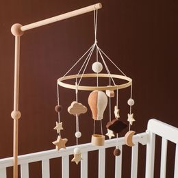 0-12 Months Mobile Hanging Rattles Toy Hanger Baby Wooden Bed Bell Bracket Crib Wood Holder Arm 240418