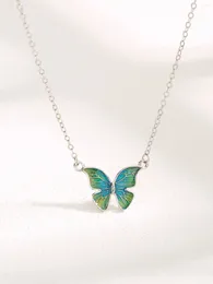 Pendants Sterling 925 Silver Drop Glue Butterfly Pendant Necklace With Cyan Colour Retro Elegant Style For Party Or Office Wearing