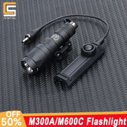 Scopes WADSN Surefir M300 M600 M300A M600C Tactical Flashlight 400lm/600lm White LED Light Fit 20mm Rail Hunting Airsoft Accessories