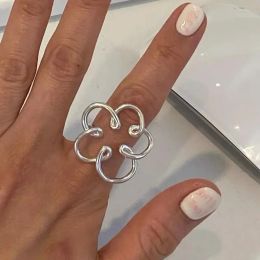 Rings 925 Sterling Silver Irregular Openwork Flower Ring Women's Simple Gentle Temperament Personality Small Flower Open Ring