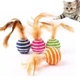 Toys Pet Cat Toys Sisal Ball Feathered Cat Ball Cat Scratch Ball Pet Supplies Random Colour