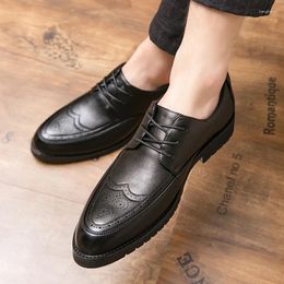 Casual Shoes Spring And Autumn Men Oxford Brogues Lace Up Formal Leather Wedding Business Dress