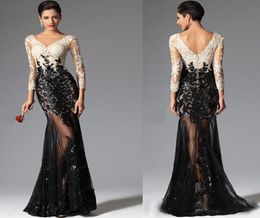 2019 Sexy High Quality Evening Gowns Sleeves Long Prom Gowns Formal Mermaid Sheath V Neck Ivory White Champagne and Black Lace See9308374
