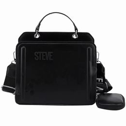 Стив Бекелин Дизайнерская сумка для сумочки.