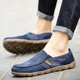 Fitness Shoes Summer Men's Casual Breathable Cloth Fashion Slip On Men Loafers Canvas Brand Sneakers Large Size 39-48