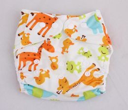 2020 High quality Organic Printed Cartoon Colourful baby Cloth diapers with insert Nappy 8272114