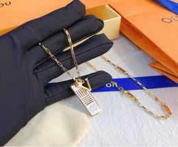 Selected Luxury Brand Necklaces Unisex Style Necklaces Designed For Men And Women Long Chains Classic Quality Jewellery Fashion Love7081634