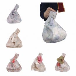 storage Bags Cosmetic Bag Temperament Tassel Knot Wrist Bag Small Item Pouch Chegsam Accories New Chinese Style Handbag l3dv#