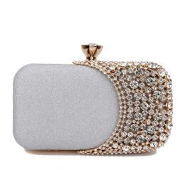 Hollow Out Style Women Evening Bags Golden Luxury Party Wedding Chain Shoulder Clutch Flap Diamonds Purse 240418