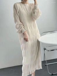 Casual Dresses For Women 2024 Summer Fashion Elegant Party Long O-Neck Sleeved Streetwear Vintage Dress Solid Robe