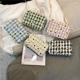 Shoulder Bags Chrysanthemum Small Square Bag Net Celebrity Fashion Wild Tide Girl PVC One-shoulder Female Messenger Daisy Box