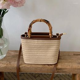 Shoulder Bags Simple Hand Knitted Women's Travel Handbags Fashion Wooden Handle Ladies Summer Straw Female Bucket Crossbody