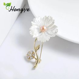 Jewellery Hongye 925 Sterling Silver Brooches For Women Designer Brand Zircon Insert Flower Pin Ladies Elegant Freshwater Pearl Gift