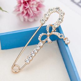 Brooches Flower Pendant Pins Crystal Rhinestone Brooch For Women Cardigan Scarf Buckle Clips Hat Clothes Simple Lapel Pin Jewe