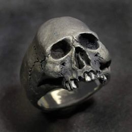 Bands Vintage Men's Punk Skeleton ring Gothic Punk Ghost Head Skull Ring HipHop Men's Horror Skeleton Locomotive Rock Biker Jewellery