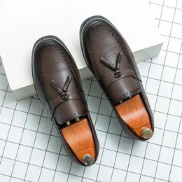Casual Shoes Selling Men's Loafers Europe America Soft Soles Comfortable High-quality Flat Leather