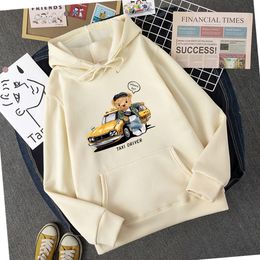 Taxichaufför nallebjörn bär solglasögon hoodie kvinnor harajuku modetop sport pullover streetwears pullover mjuka hoodies mäns asiatisk storlek