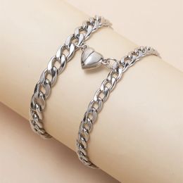 2Pcsset Magnet Couple Bracelets Heart Attraction Bracelet Stainless Steel Charm Simple Cuban Chains Key Lock Jewelry Gifts 240418