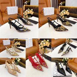 2024 Summer Designer Heel New High-heeled Shoes Dress shoes Women Nude Colour patent leather shallow mouth pointed toe sexy party 35-41