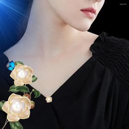 Brooches Luxury Women's For Clothes Vintage Female Brooch Wool Camellia Flower Pearl