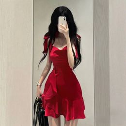 French High-end Sense of Red Suspender Dress 2024 Summer New Style Thin Temperament Pure Desire Style Ruffled Small Short Dress