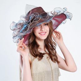 Berets 2024 Stylish Sun Hat For Women With Wide Brim Summer Events Style Big Flower Of Can Be Removed