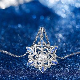 Pendant Necklaces Exquisite Zircon Snowflake Necklace For Women Cartoon Fairy Tale Princess Banquet Jewellery Christmas Gift Girls Friend