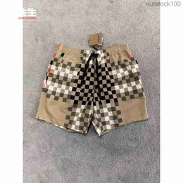 High End Buurberlyes Costumes for Women Men New Checkered Pocket Drawstring Beach Shorts Senior Brand Casual Summer Designer Shorts