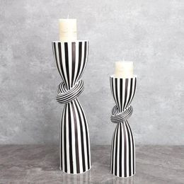 Candle Holders Black And White Striped Twisted Rope Knot Single Holder Resin Dining Table Wedding Center Decoration Modern