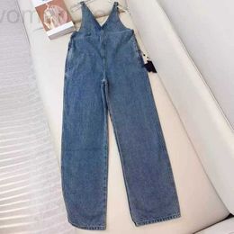 Le tute da donna Romper di Romer Designer Spring/Summer New Pra Korean Edition Minimalist Style, Age Riding Fashion, Casual Pure Pure Cotton Lavato Pants Denim Strap JS9O