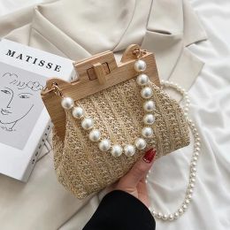 Bags Fashion Pearl Chain Straw Bag Women HandWoven Handbags Women Summer Wooden Rattan Shoulder Bag Brand Luxury Crossbody Bag