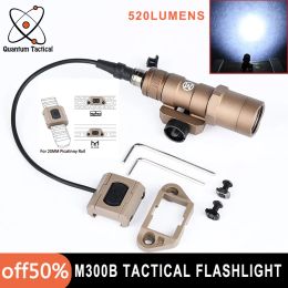 Scopes Surefir M300B Scout Light Wadsn M300 Tactical Flashlight Mini Airsoft Hunting Weapon Light fit Picatinny Mlok Keymod Rail Mount