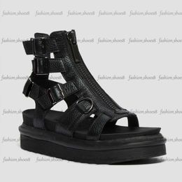 Designer Sandals Fashion Ankle Strap Buckle Gladiator Platform Sandal Black Summer Shoes Vintage Women Men Beach Sandale Size 36-42