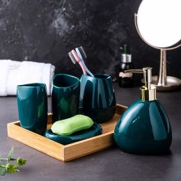 Heads Green Ceramic Bathroom Set Bathroom Supplies Lotion Bottle Toothbrush Cup Mouth Cup Soap Dish Bathroom 5piece Set Wood Tray