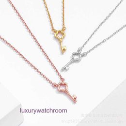 Luxury Tiffenny Designer Brand Pendant Necklaces Full body 925 sterling silver hollow heart key necklace with Japanese and Korean minimalist small fresh temper