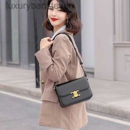 Womens Fashion Cellin Original Designer Bags Leather Bag Womens Box Tofu Bag New Fashion Premium Shoulder Messenger Bags with 1to1 Brand Logo