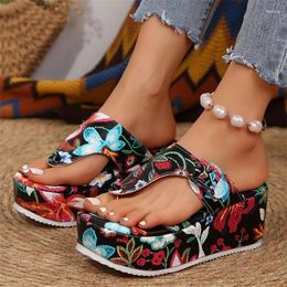 Slippers Women's Leather Print Clip Toe Wedge Flip Flops 2024 Summer Chunky Platform Beach Sandals Woman Thick Sole High Heel